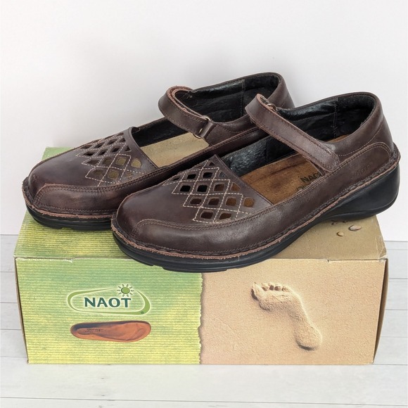 Naot Shoes - NAOT Shoes Bramble Brown Leather Mary Jane Cutout Flats Womens Size 38 EU 7.5 US